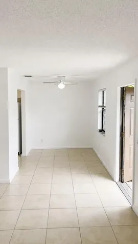 2345 N 2nd Avenue N Lake Worth FL 33461