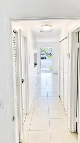 2345 N 2nd Avenue N Lake Worth FL 33461