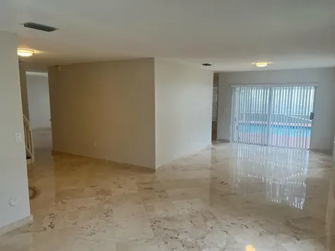 2229 NW 139th Avenue Sunrise FL 33323