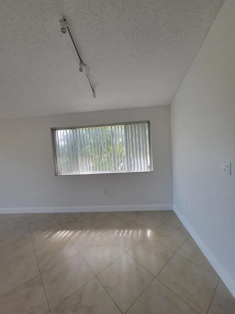 4208 Glenmoor Drive West Palm Beach FL 33409
