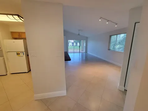4208 Glenmoor Drive West Palm Beach FL 33409