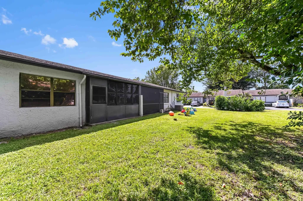 81 Westecunk Drive Royal Palm Beach FL 33411