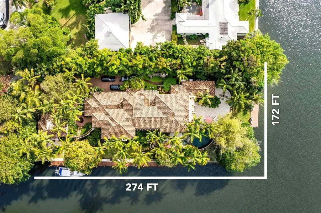 8 Driftwood Landing Gulf Stream FL 33483