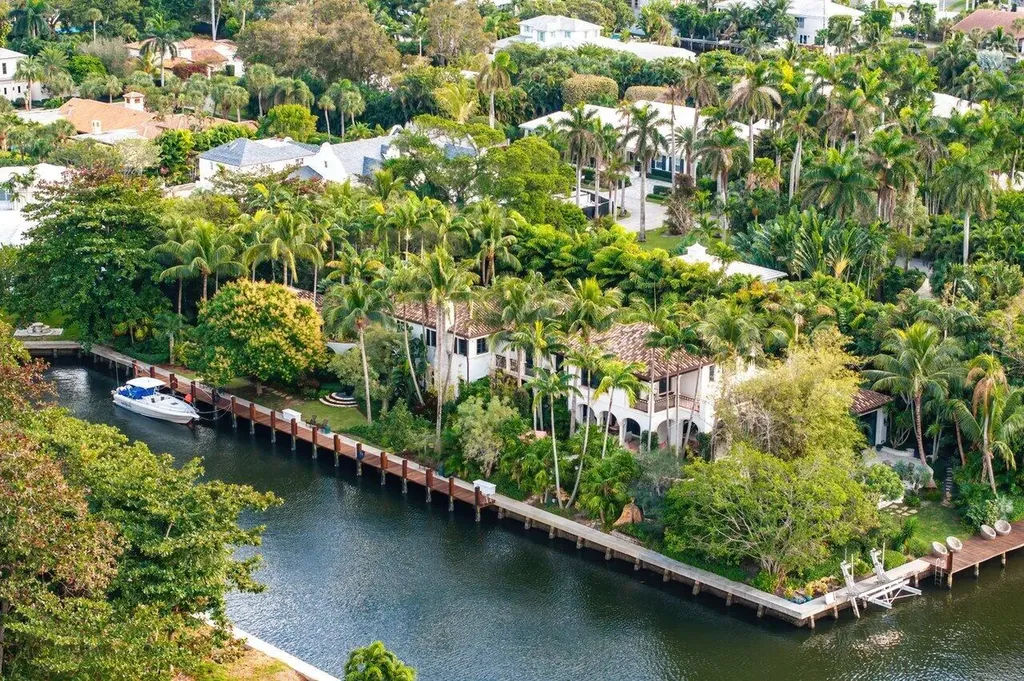 8 Driftwood Landing Gulf Stream FL 33483