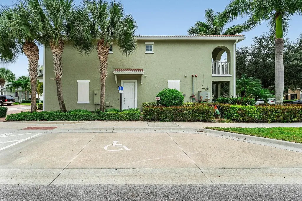 1056 Community Drive Jupiter FL 33458