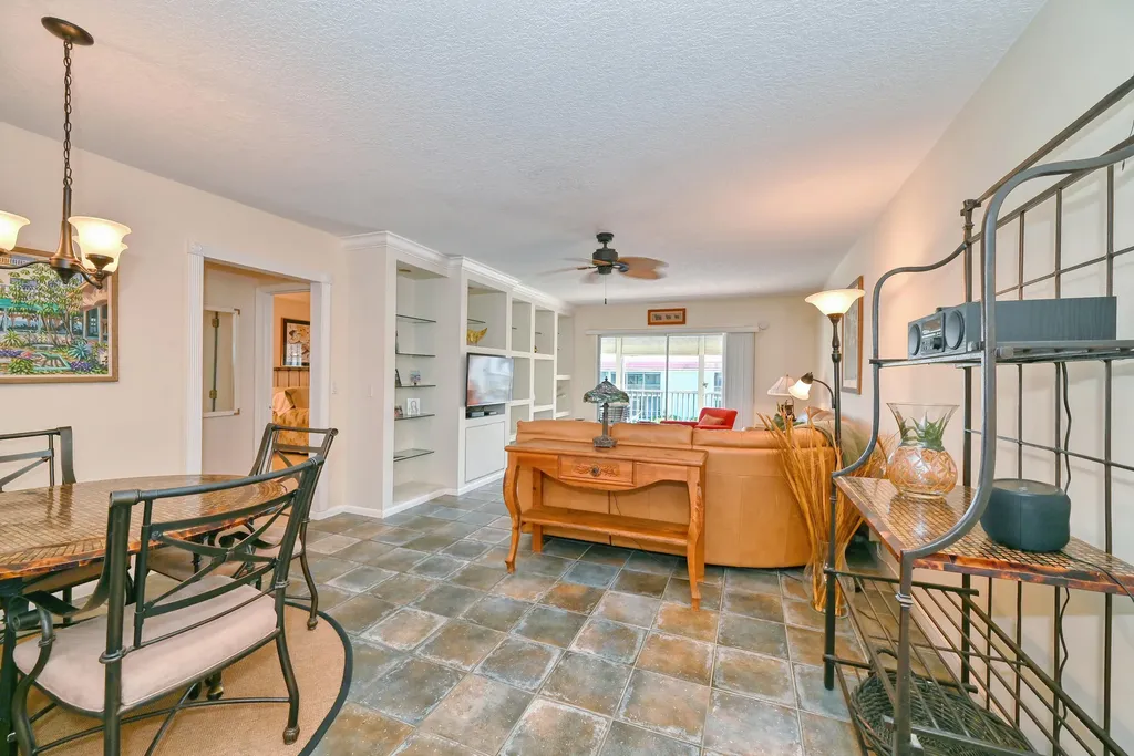 120 Wettaw Lane North Palm Beach FL 33408