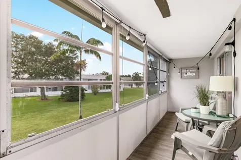 184 Oakridge L Deerfield Beach FL 33442
