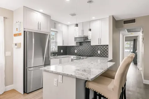 184 Oakridge L Deerfield Beach FL 33442