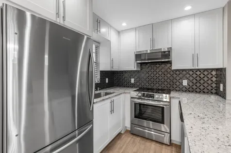 184 Oakridge L Deerfield Beach FL 33442