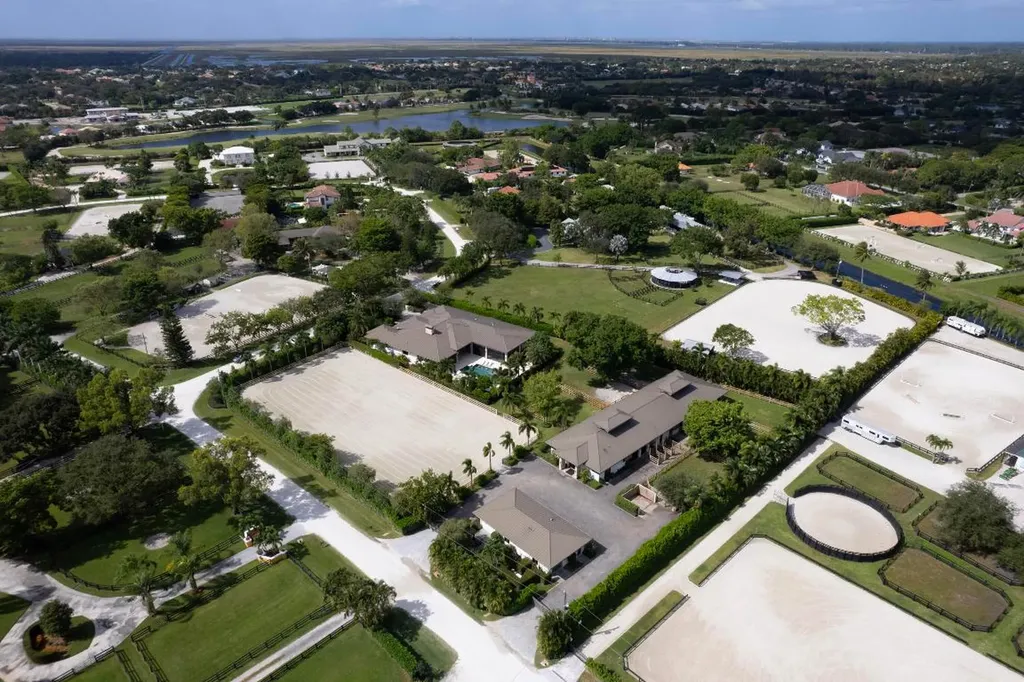 2022 Appaloosa Trail Wellington FL 33414