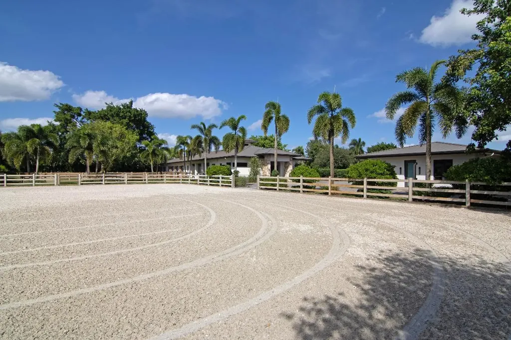 2022 Appaloosa Trail Wellington FL 33414