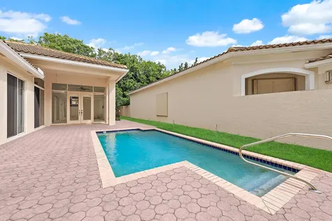 6612 NW 23rd Terrace Boca Raton FL 33496