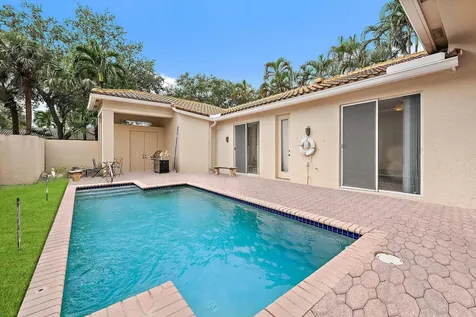 6612 NW 23rd Terrace Boca Raton FL 33496