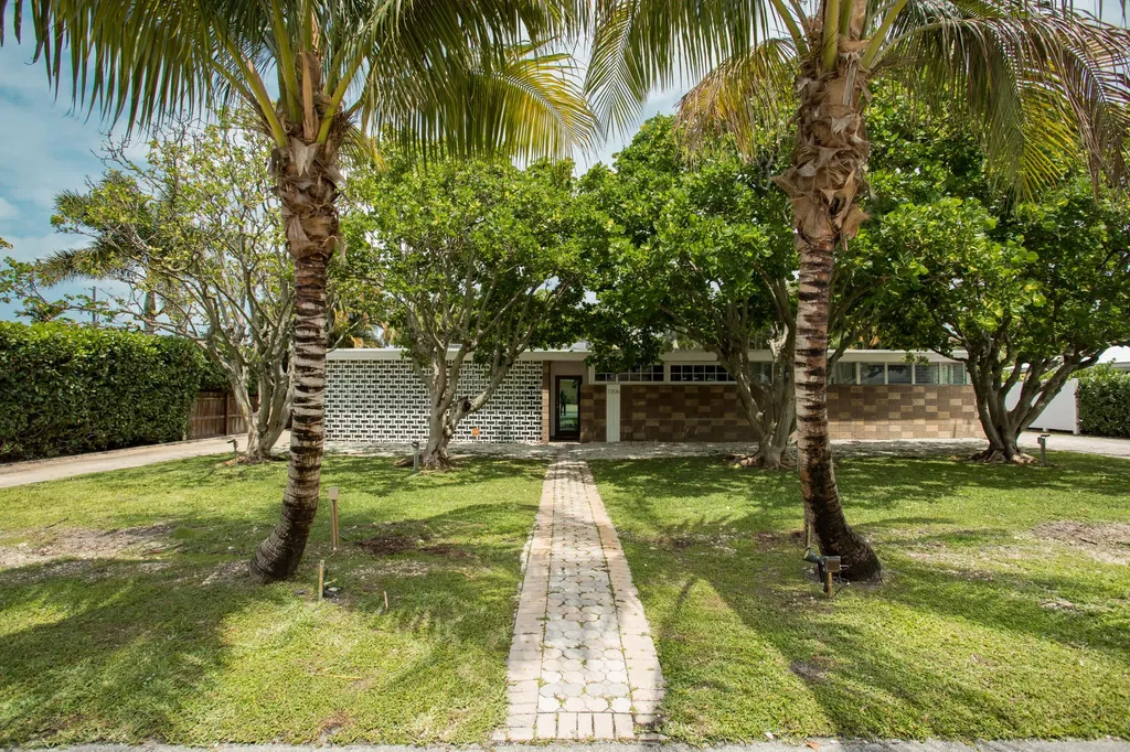 7306 Clarke Road Lake Clarke Shores FL 33406