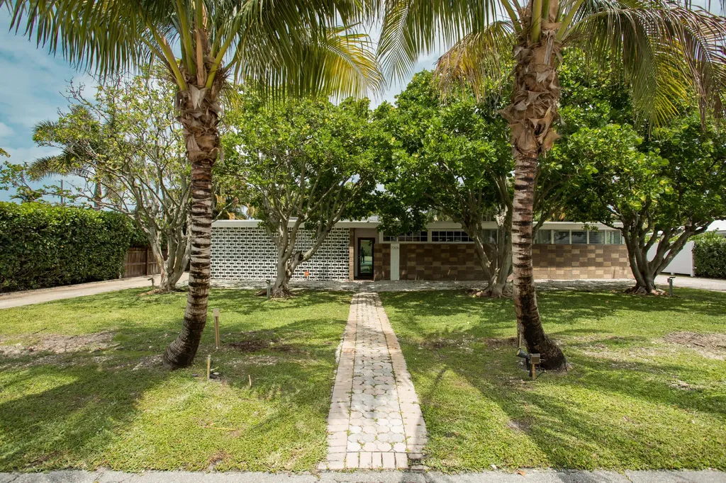 7306 Clarke Road Lake Clarke Shores FL 33406
