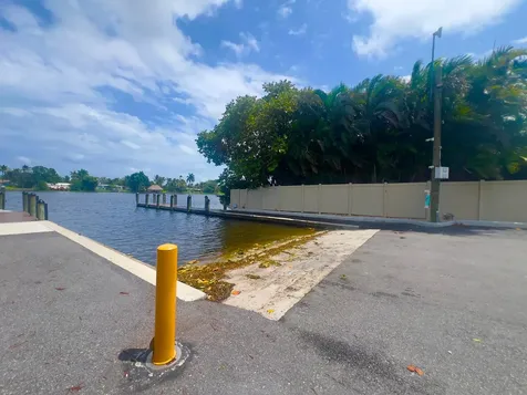 7306 Clarke Road Lake Clarke Shores FL 33406