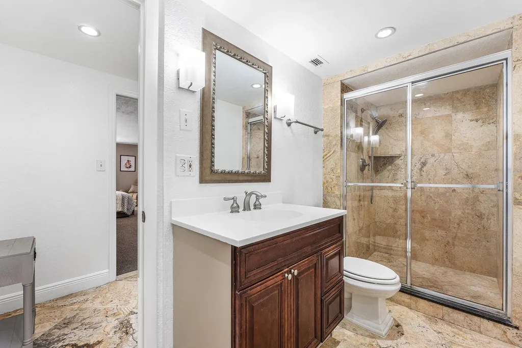 1600 S Ocean Drive Hollywood FL 33019