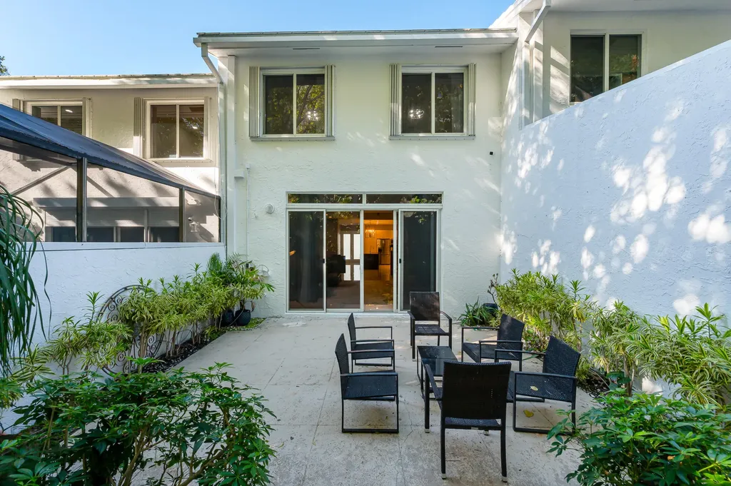 2115 S Ocean Boulevard Delray Beach FL 33483