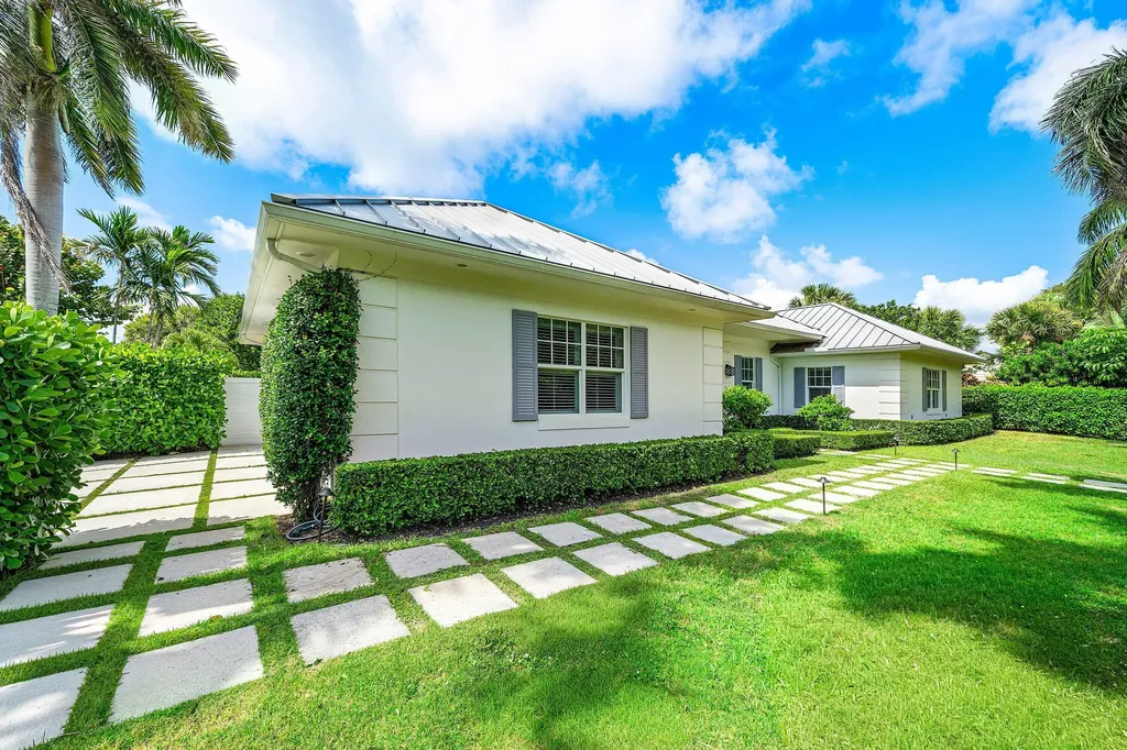 106 Beachway Drive Ocean Ridge FL 33435