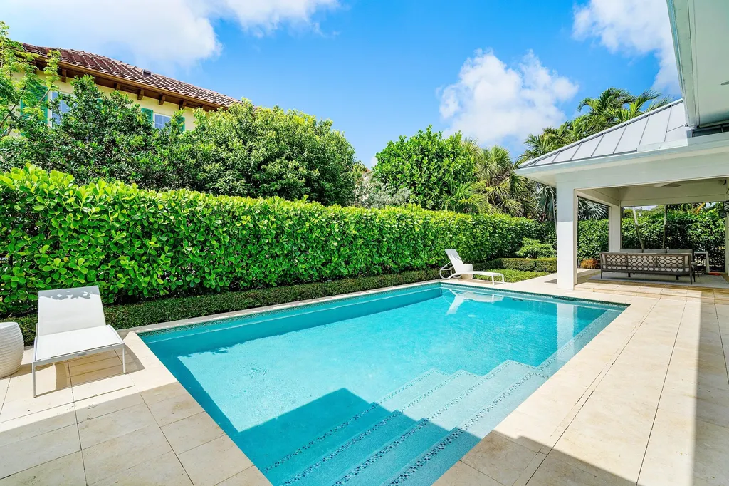 106 Beachway Drive Ocean Ridge FL 33435
