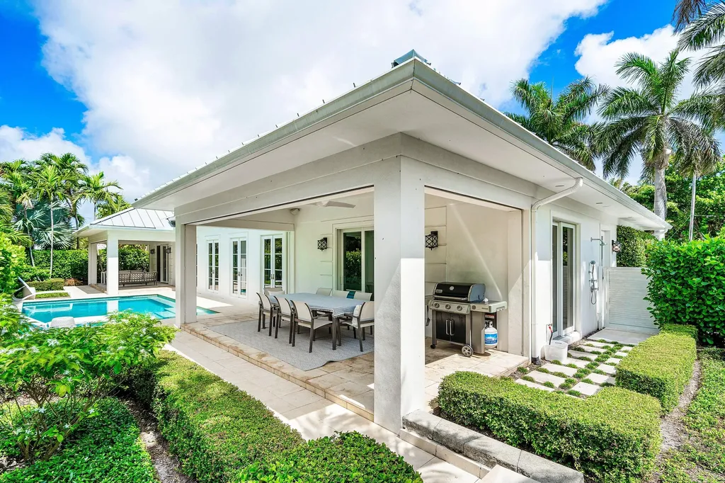 106 Beachway Drive Ocean Ridge FL 33435