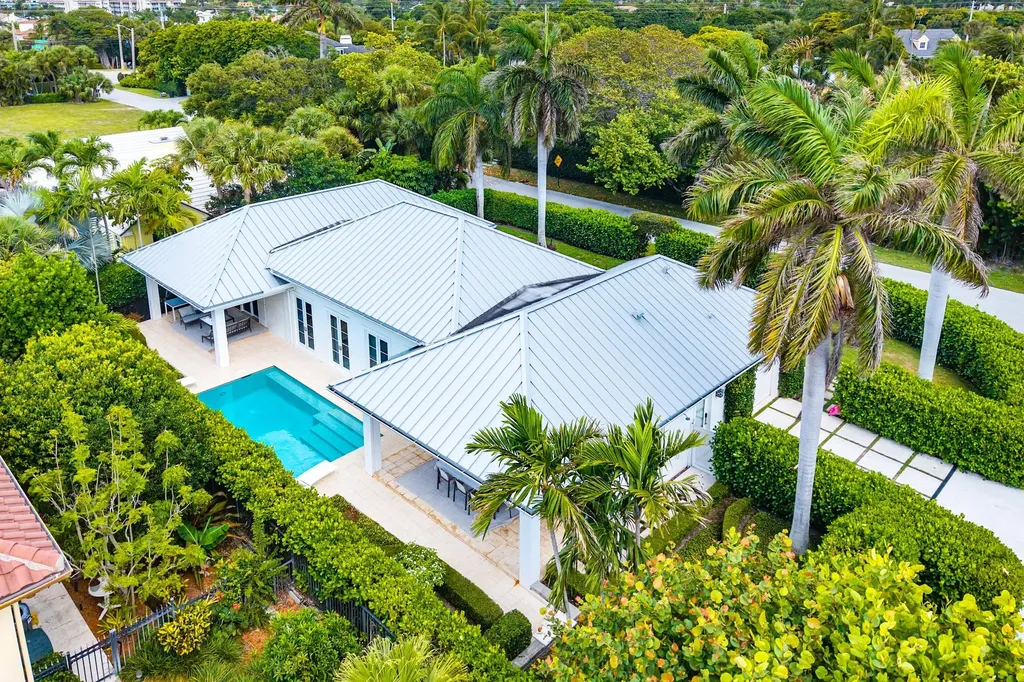 106 Beachway Drive Ocean Ridge FL 33435