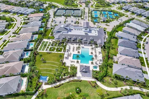 12188 Arbordale Way Palm Beach Gardens FL 33412