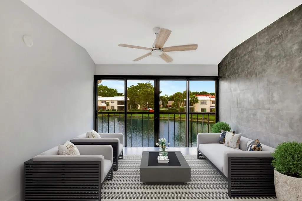 7898 Eastlake Drive Boca Raton FL 33433