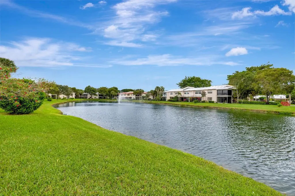 7898 Eastlake Drive Boca Raton FL 33433