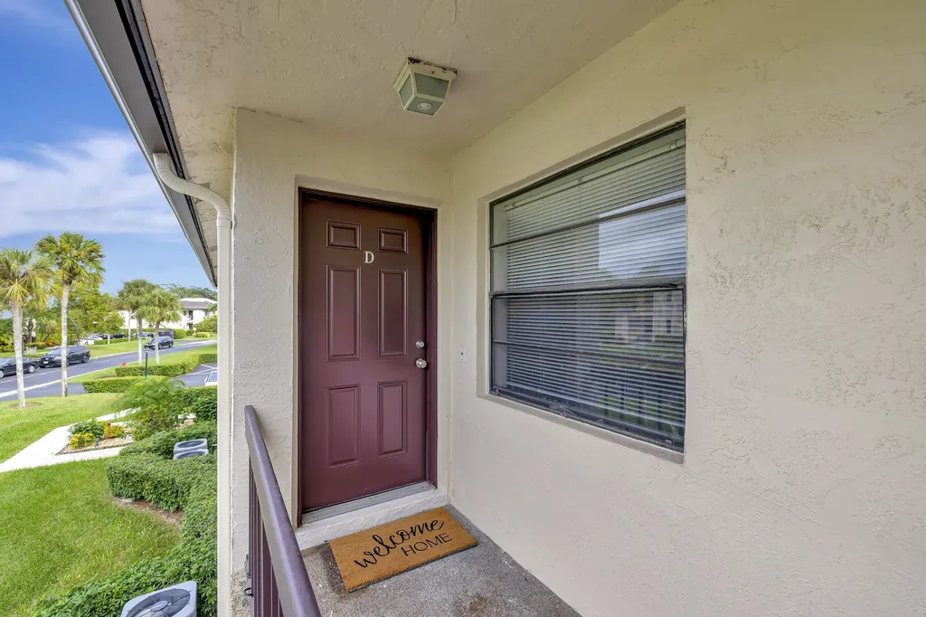 7898 Eastlake Drive Boca Raton FL 33433