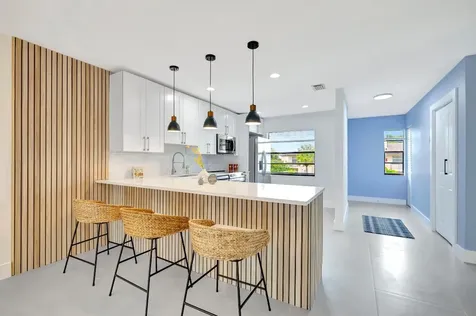7898 Eastlake Drive Boca Raton FL 33433