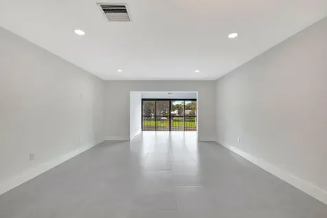 7898 Eastlake Drive Boca Raton FL 33433