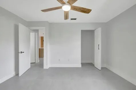 7898 Eastlake Drive Boca Raton FL 33433