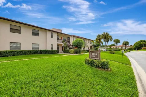 7898 Eastlake Drive Boca Raton FL 33433