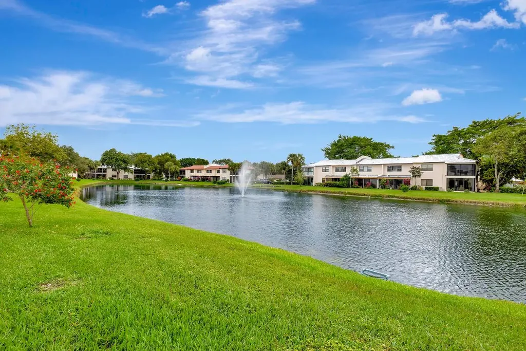 7898 Eastlake Drive Boca Raton FL 33433