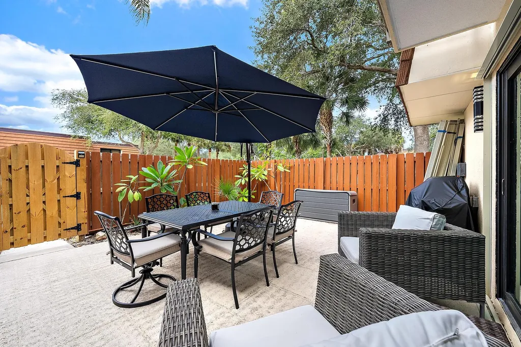 2902 29th Court Jupiter FL 33477