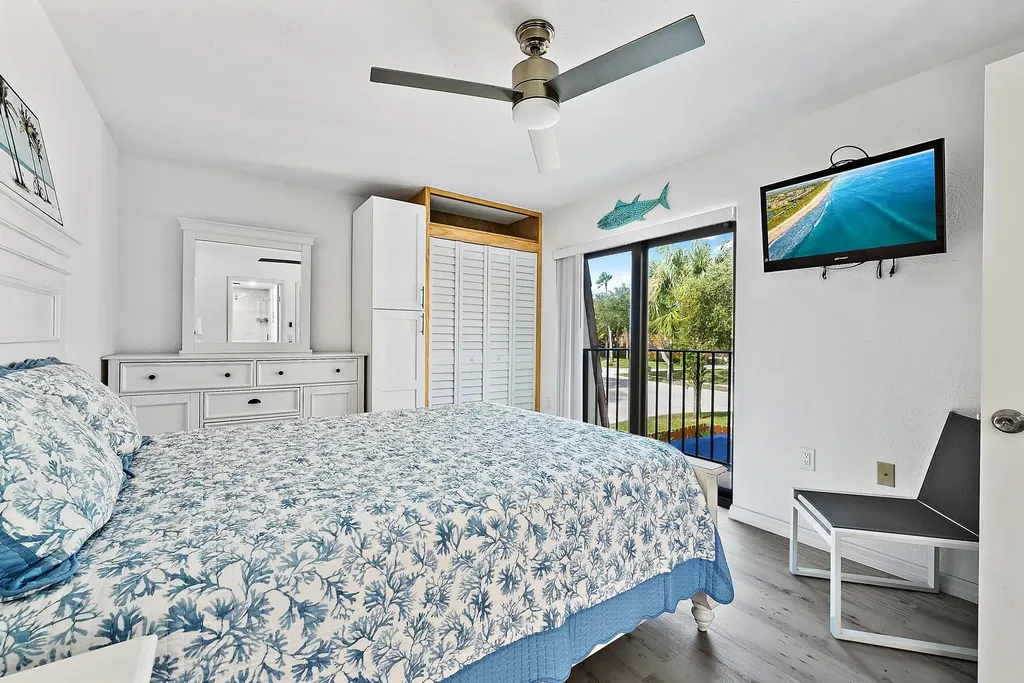2902 29th Court Jupiter FL 33477