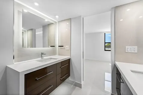 5480 N Ocean Drive Singer Island FL 33404