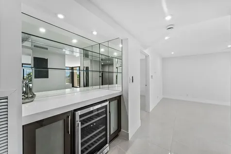5480 N Ocean Drive Singer Island FL 33404