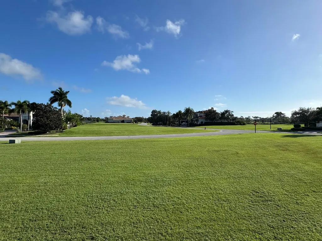 102 SE Santa Lucia Port St Lucie FL 34984