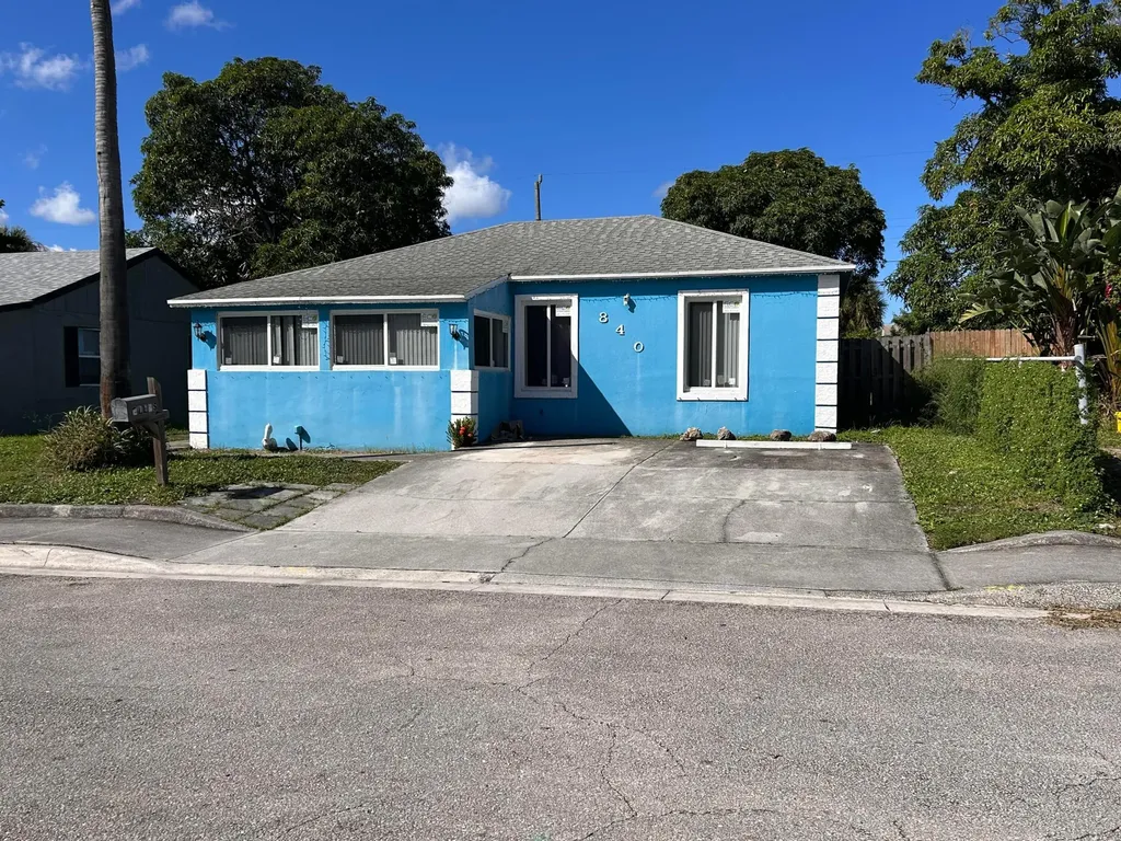 840 W 2nd Street Riviera Beach FL 33404