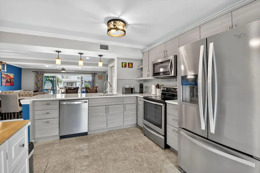 732 Rider Road Boynton Beach FL 33435