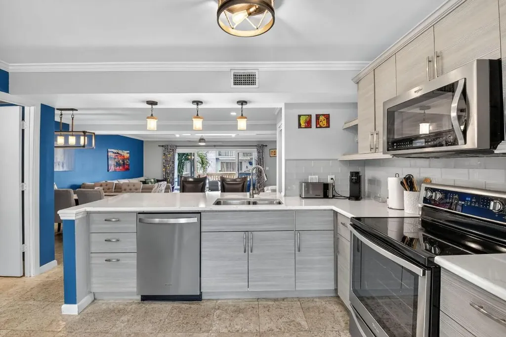 732 Rider Road Boynton Beach FL 33435