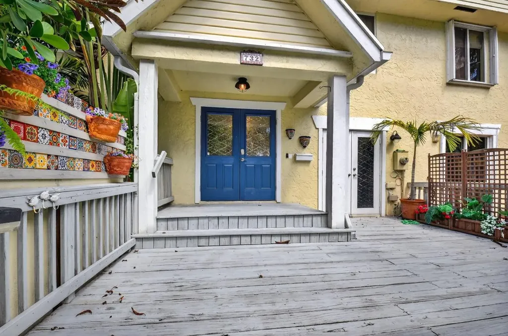 732 Rider Road Boynton Beach FL 33435