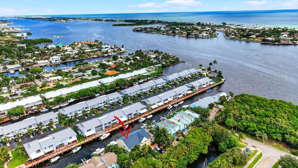 732 Rider Road Boynton Beach FL 33435