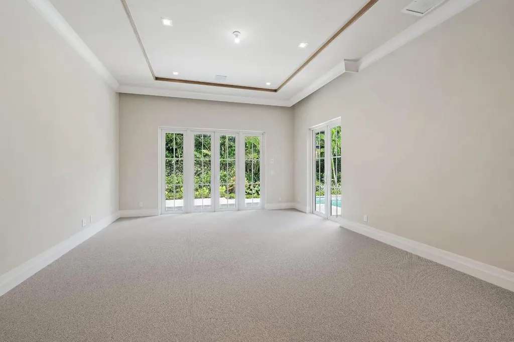 2917 Bluewater Cove Gulf Stream FL 33483