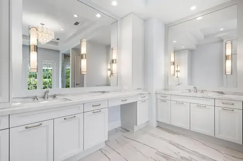 2917 Bluewater Cove Gulf Stream FL 33483