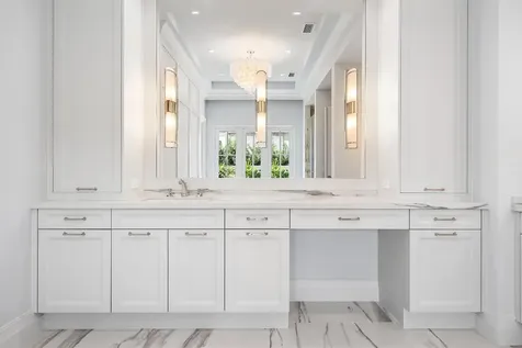 2917 Bluewater Cove Gulf Stream FL 33483