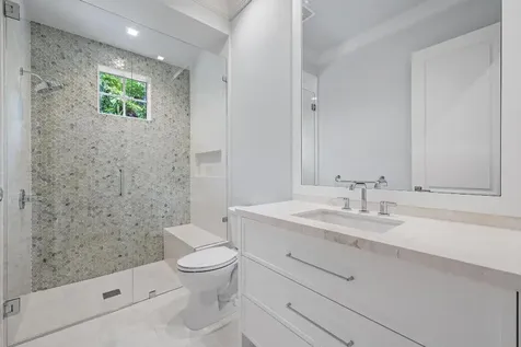 2917 Bluewater Cove Gulf Stream FL 33483