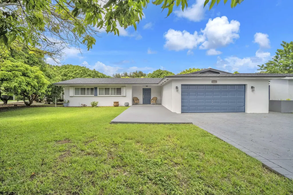 15225 SW 235th Street Homestead FL 33032
